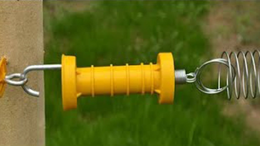 Aislador interior de resorte con mango de puerta de gancho de arco de valla eléctrica