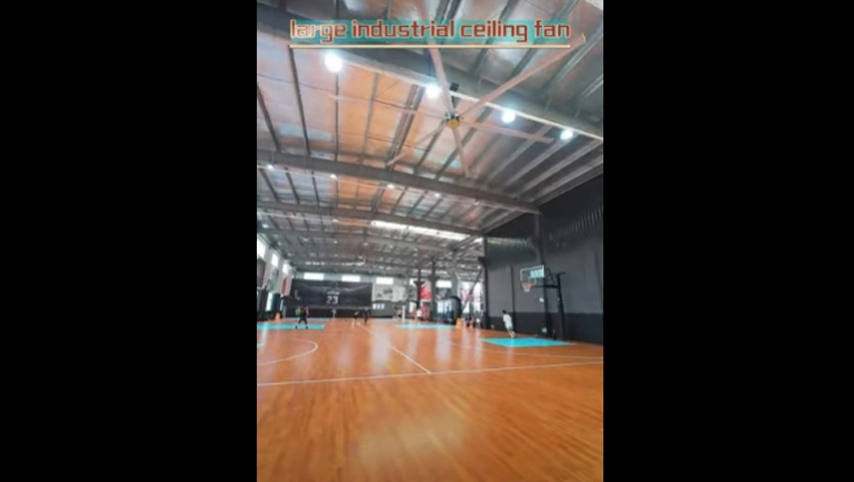 Ventilador de techo industrial grande